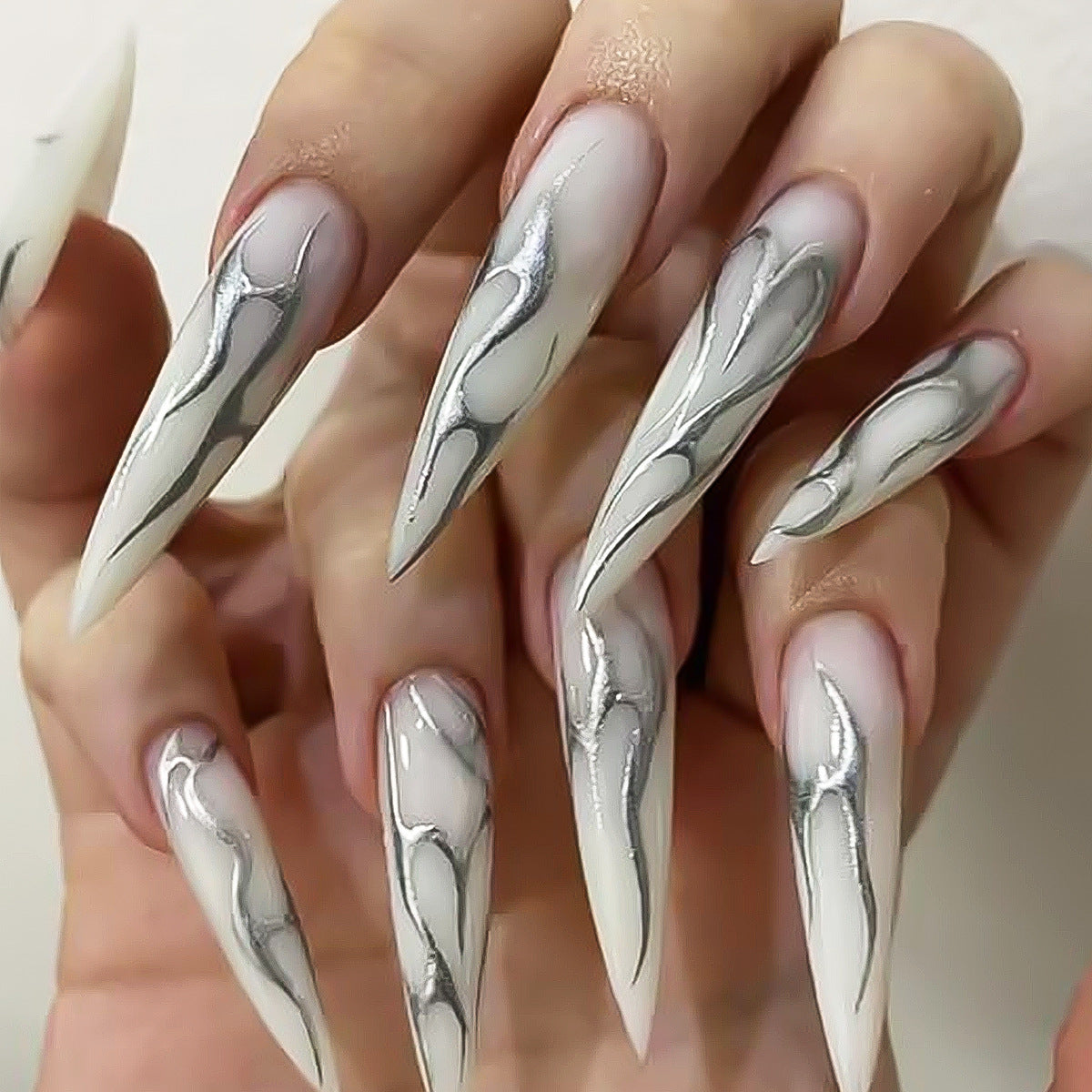 Super cute nails!