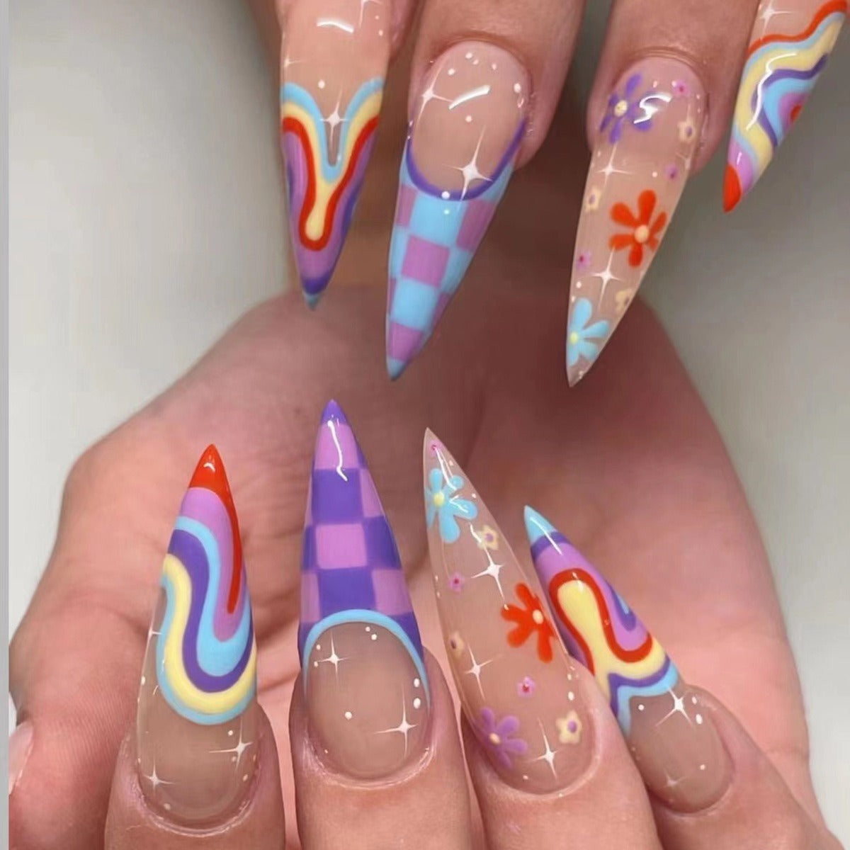 Super cute nails!